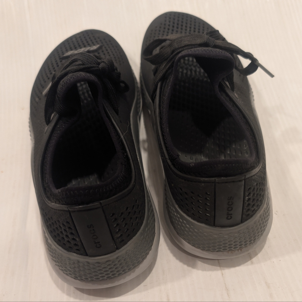 CROCS Men's Literide 360 Pacer Perforated Black Lace-up Sneakers Size 10 - Picture 4 of 10